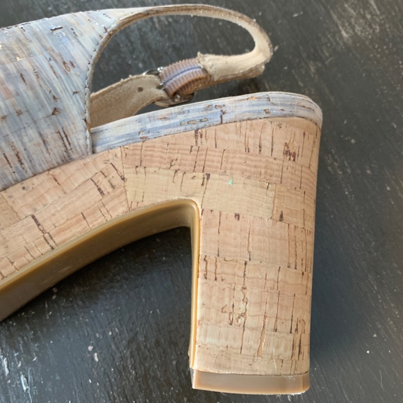 Can Eli‎  cork heel platform shoes. Worn once for 30 minutes in the house only - Picture 4 of 7